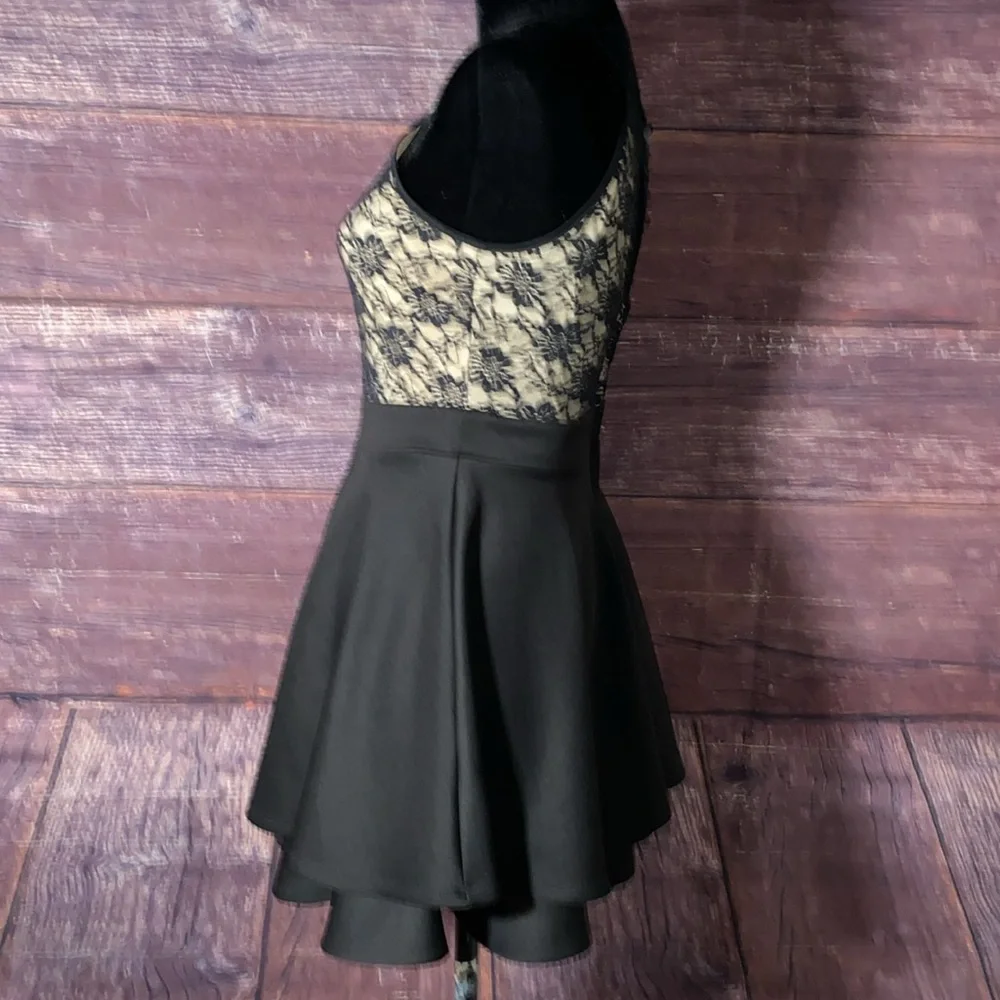 Emerald Sundae Floral Dress - Picture 6 of 10